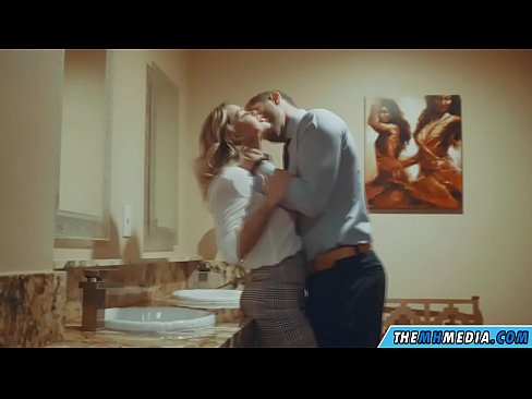❤️ Když vás na veřejných záchodcích svádí prsatá blondýna. ️ Anal video u cs.xinwen1288.top